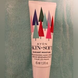 Avon NWOT Skin So Soft Radiant Moisturizing Hand Cream